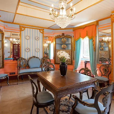 Hotell Stroganov & 5*