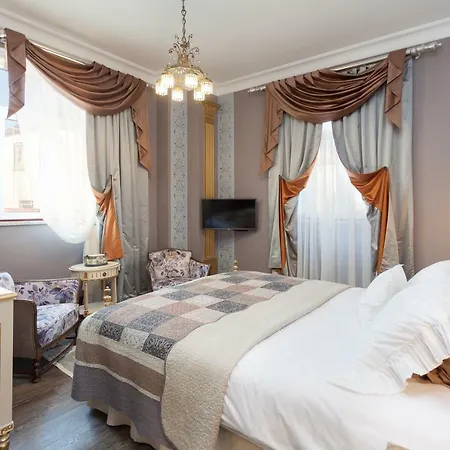 Stroganov & Hotell 5*