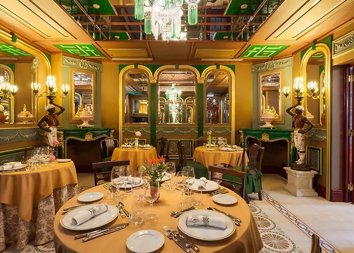 Stroganov & オリヴェイラ・ド・オスピタル