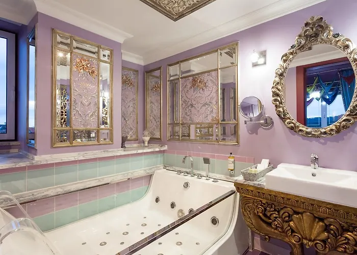 Stroganov & ホテル