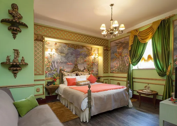 Stroganov & オリヴェイラ・ド・オスピタル