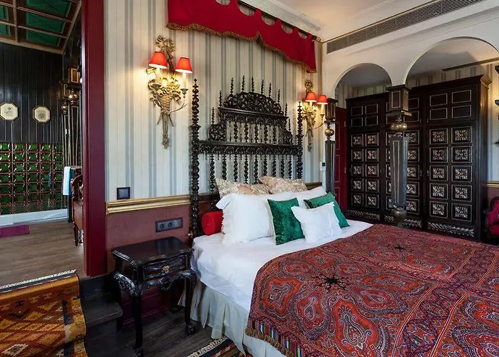 Stroganov & ホテル