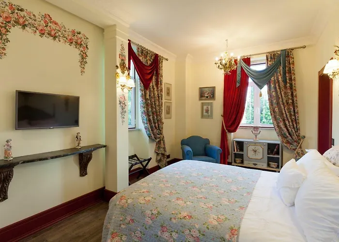 ホテル Stroganov &