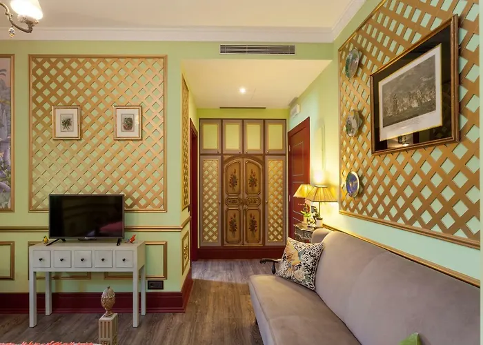 Stroganov & 5* オリヴェイラ・ド・オスピタル